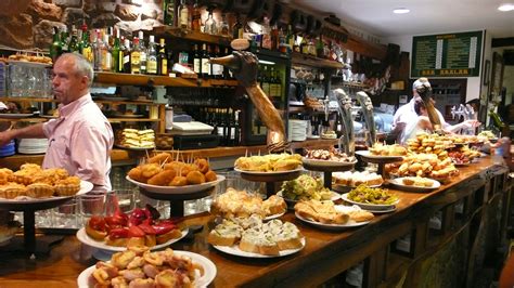 tomar algo barcelona|Top lista de bares de tapas para testar em Barcelona